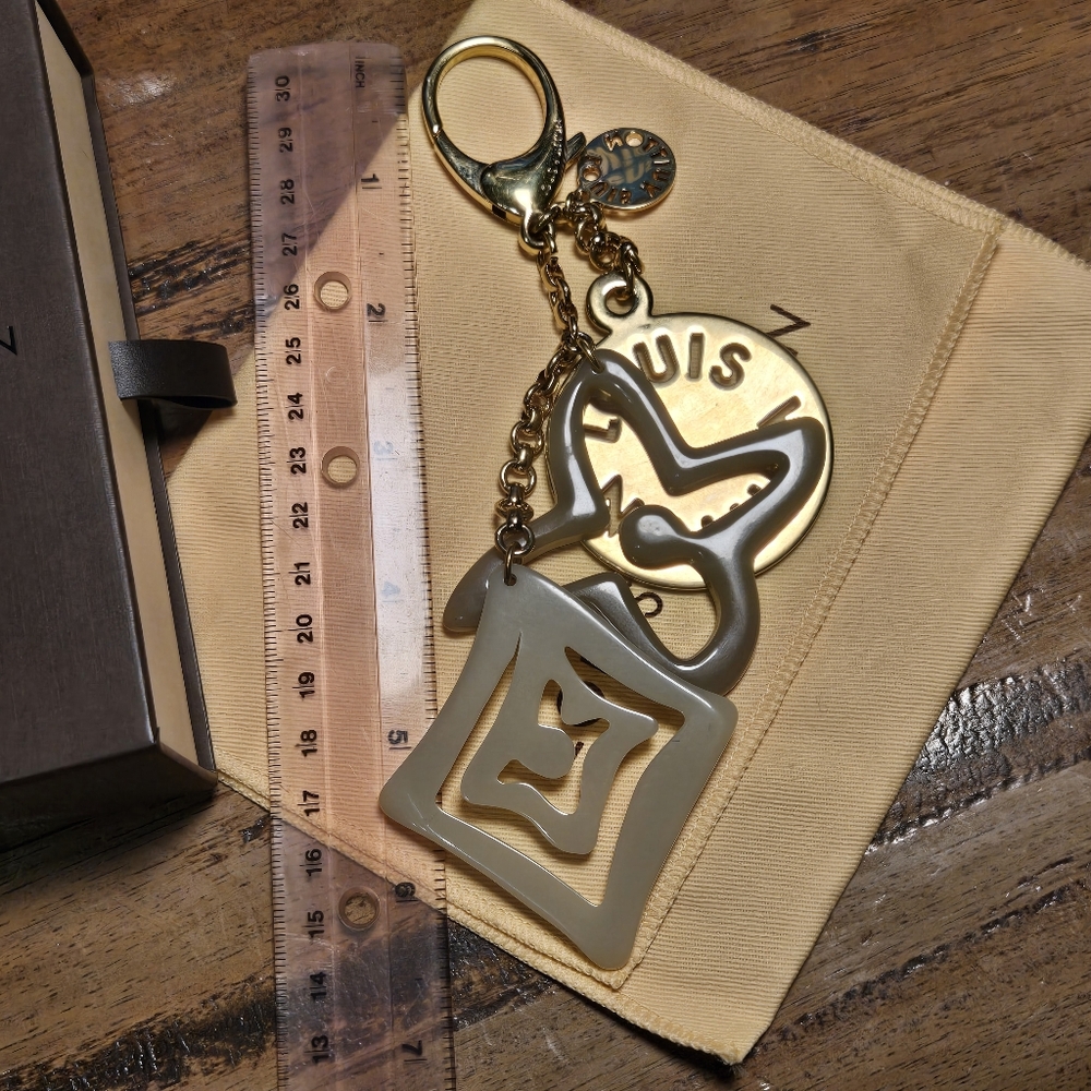 Louis Vuitton Porto Cure Thai M65648 - Authentic Key Holder / Bag Charm - Picture 2 of 15